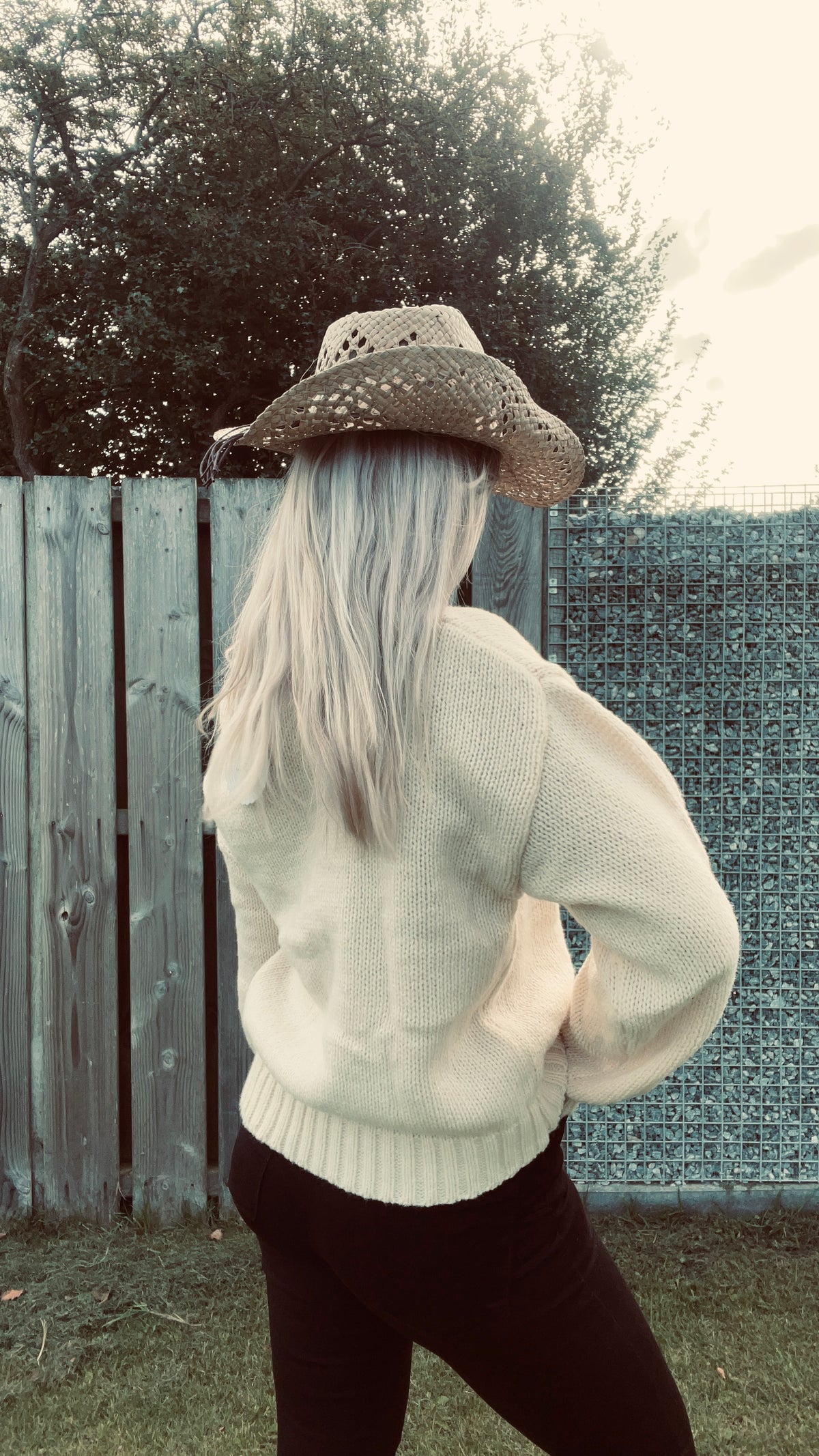 Créme American Spirit Sweater